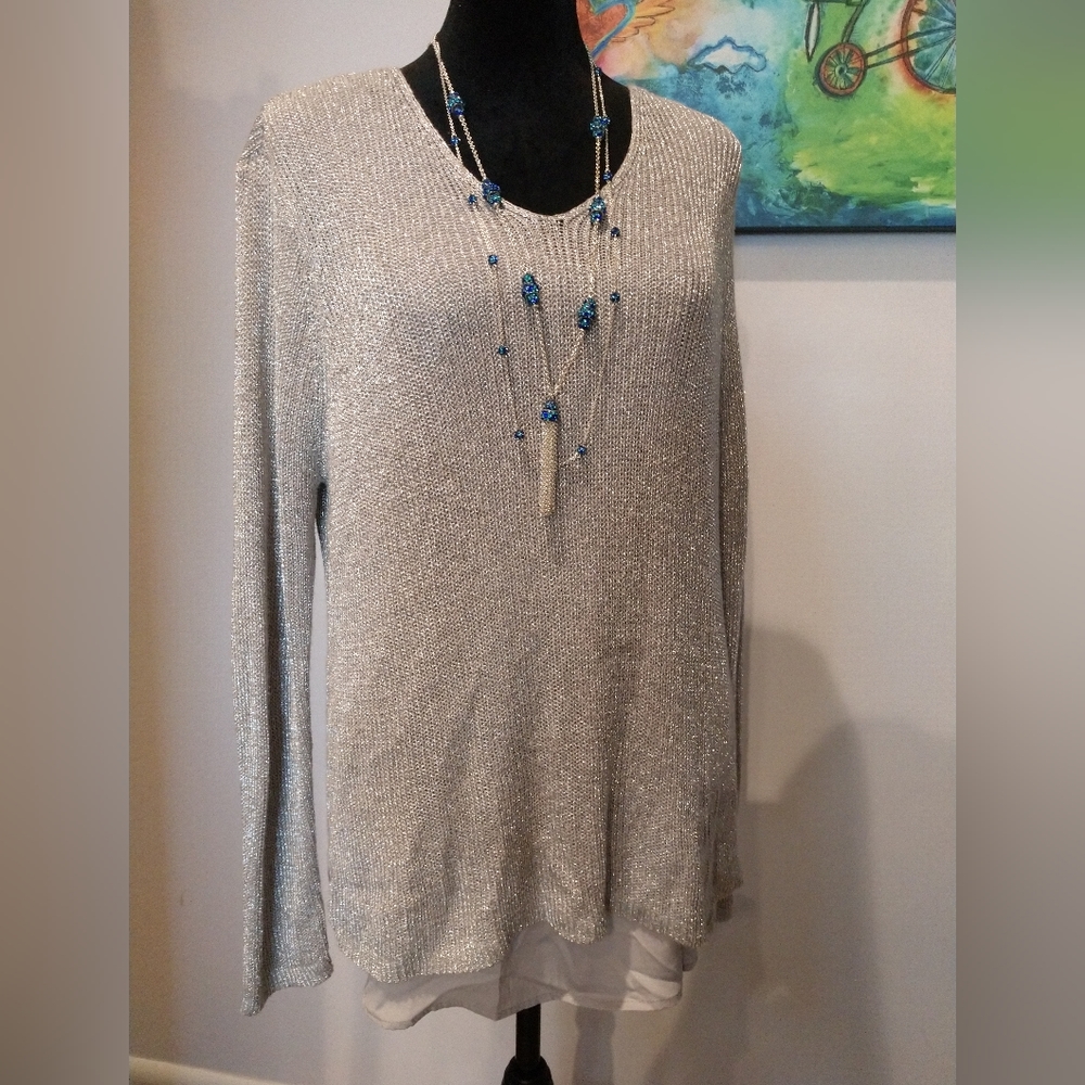 NWT CHICO'S SWEATER size 2 Silver